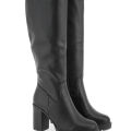 38704519-black-40 4