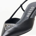 50252962-black-39 5
