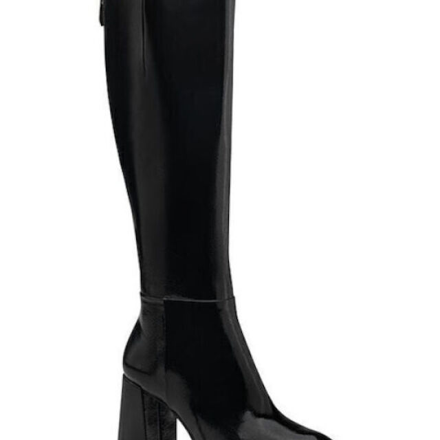 45294916-black-40 3