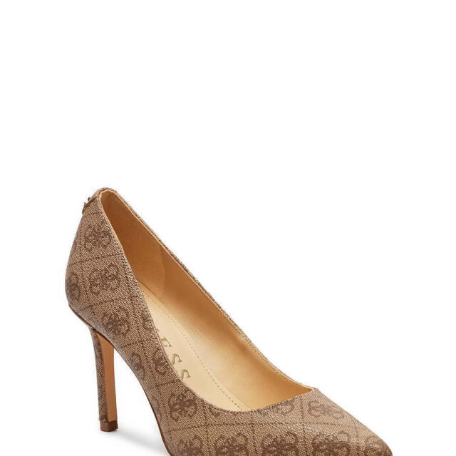 58882068-beige-39 1